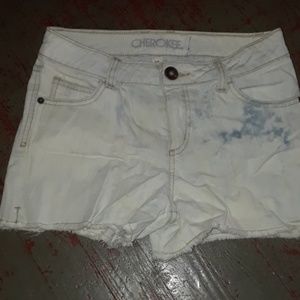 Acid washed white shorts